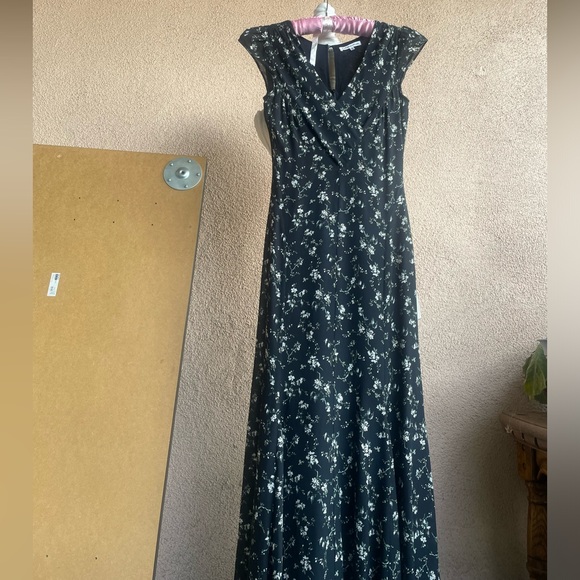 Fall Reformation Black and yellow Floral Maxi Dress - Picture 5 of 8